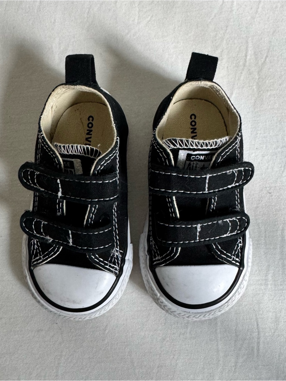 Converse Black and White Kids Velcro Canvas Sneakers toddler size 4